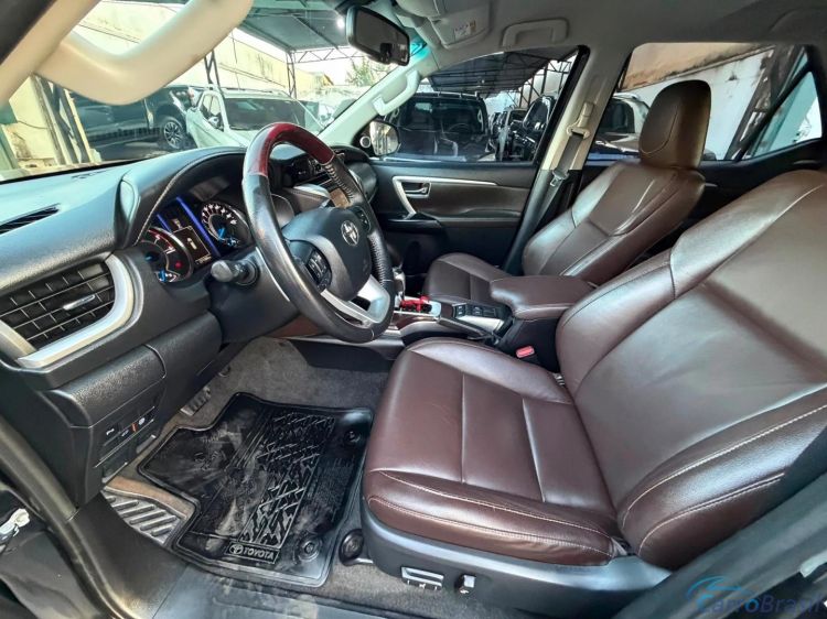 MV Automóveis | Hilux 2.8 SRX 4X4 16V TURBO INTERCOOLER DIESEL 4P AUTOMÁTICO 18/19 - foto 8