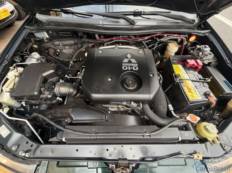 MV Automóveis | L-200 3.2 HPE 4X4 CD 16V TURBO INTERCOOLER DIESEL 4P AUTOMÁTICO 11/12 - foto 10