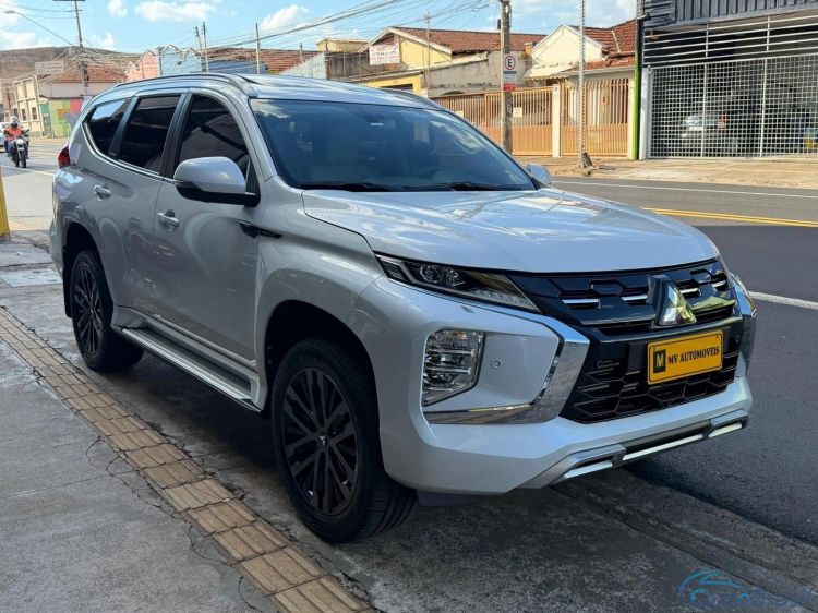 MV Automóveis | Pajero 2.4 16V MIVEC TURBO DIESEL LEGEND AWD AUTOMÁTICO 24/25 - foto 2