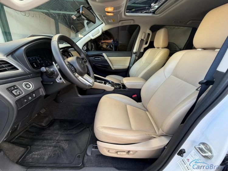 MV Automóveis | Pajero 2.4 16V MIVEC TURBO DIESEL LEGEND AWD AUTOMÁTICO 24/25 - foto 8
