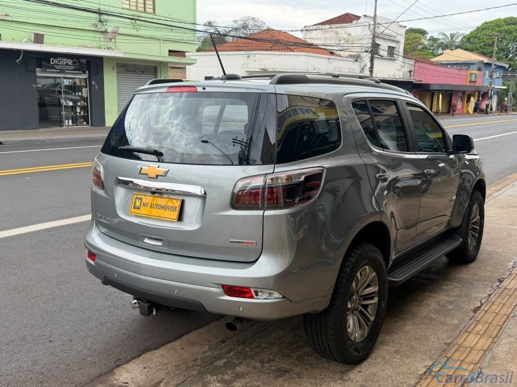 MV Automóveis | Trailblazer 2.8 16V TURBO DIESEL HIGH COUNTRY 7L 4X4 AUTOMÁTICO 24/25 - foto 3