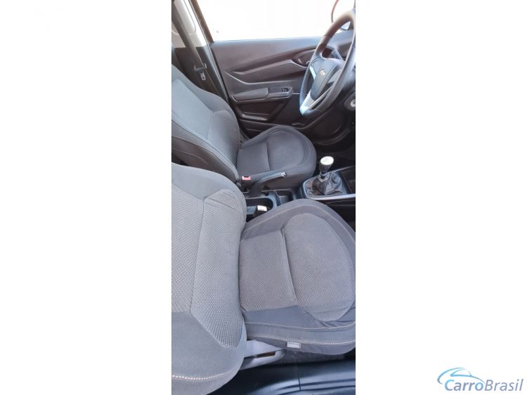 Unicar Veculos | Onix 1.0 MPFI LT 8V FLEX 4P MANUAL 13/14 - foto 8