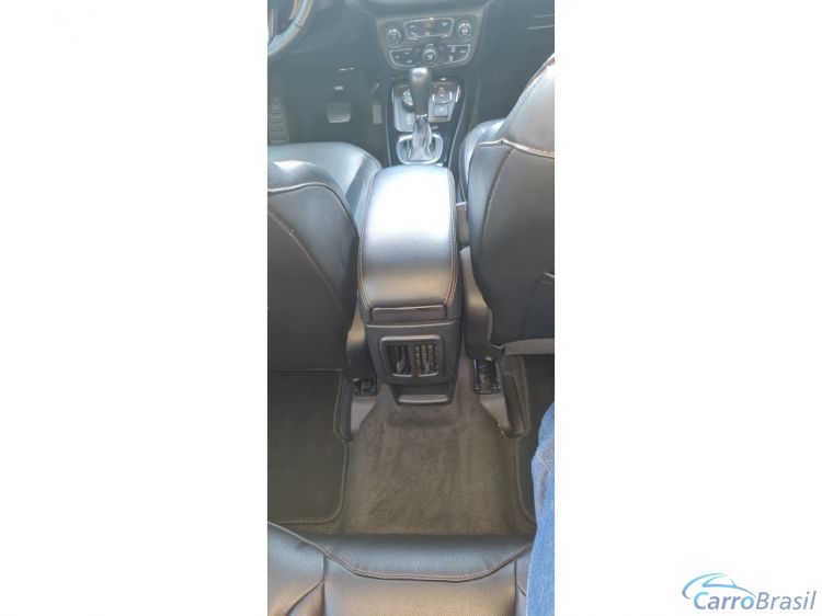 Unicar Veculos | Compass 2.0 16V DIESEL LIMITED 4X4 AUTOMTICO 19/19 - foto 10