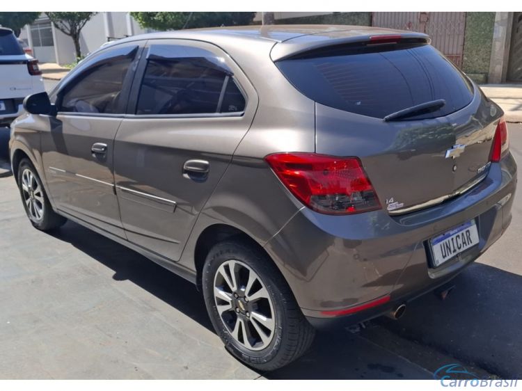 Unicar Veculos | Onix 1.4 MPFI LTZ 8V FLEX 4P MANUAL 13/14 - foto 7