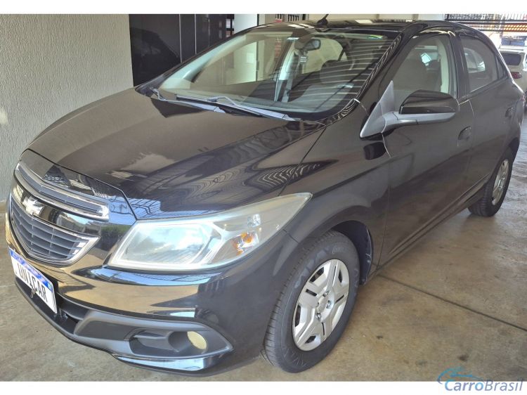 Unicar Veculos | Onix 1.0 MPFI LT 8V FLEX 4P MANUAL 13/13 - foto 3