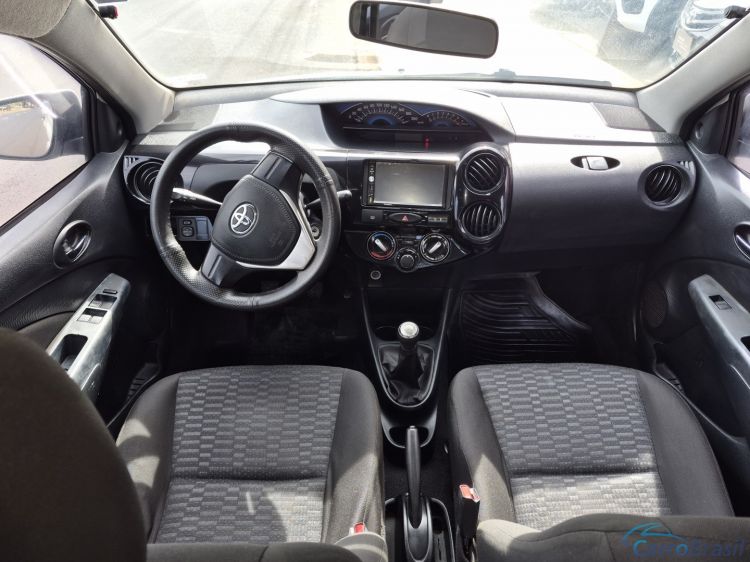 Unicar Veículos | Etios 1.5 X SEDAN 16V FLEX 4P MANUAL 15/15 - foto 8