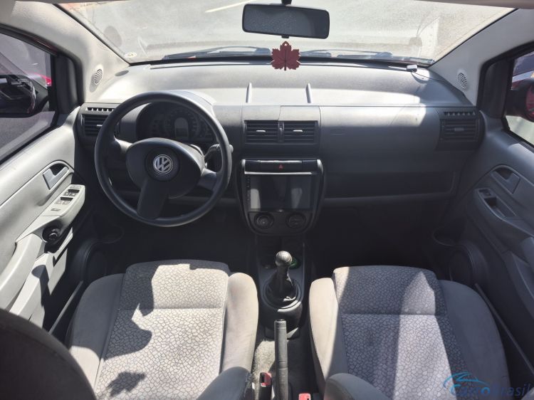 Unicar Veículos | Fox 1.6 MI PLUS 8V FLEX 4P MANUAL 06/06 - foto 10