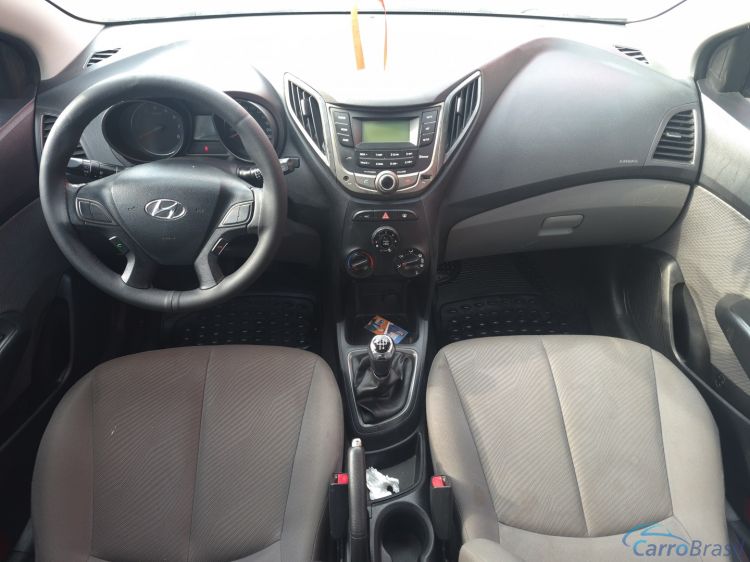 Unicar Veículos | HB 20 1.6 PREMIUM 16V FLEX 4P MANUAL 13/13 - foto 9