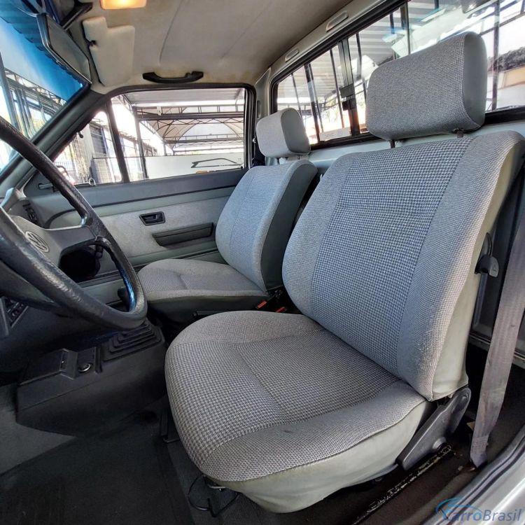 Silvin Veculos  | Saveiro 1.6 GL CS 8V GASOLINA 2P MANUAL 90/90 - foto 7