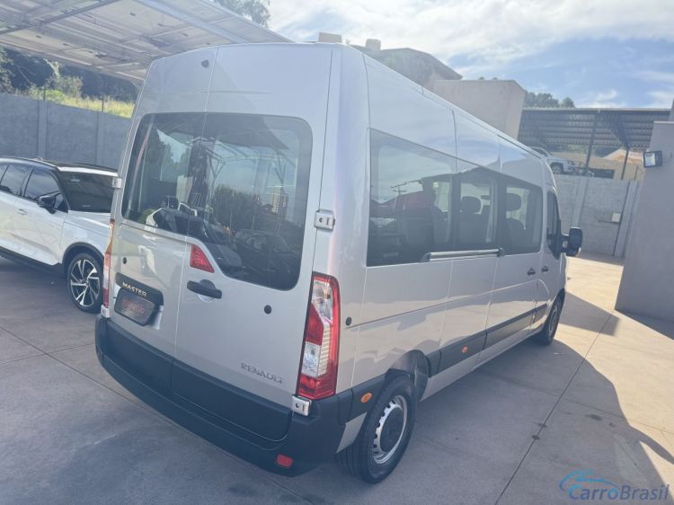 Beneto Veculos | Master 2.3 dCi Extra F.Vitre 16V Diesel 23/24 - foto 5