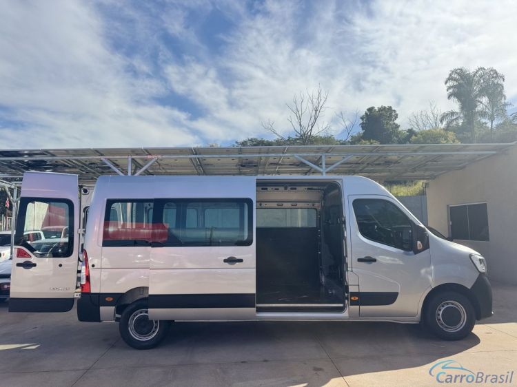 Beneto Veculos | Master 2.3 dCi Extra F.Vitre 16V Diesel 23/24 - foto 8