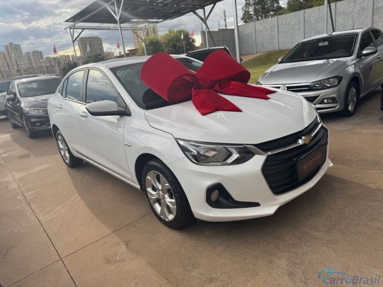 Benetão Veículos | Onix SEDAN Plus LTZ 1.0 12V TB Flex Aut. 23/23 - foto 2