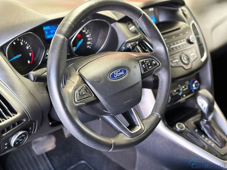Mix Veiculos | Focus Sedan 2.0 SE 16V 18/18 - foto 10
