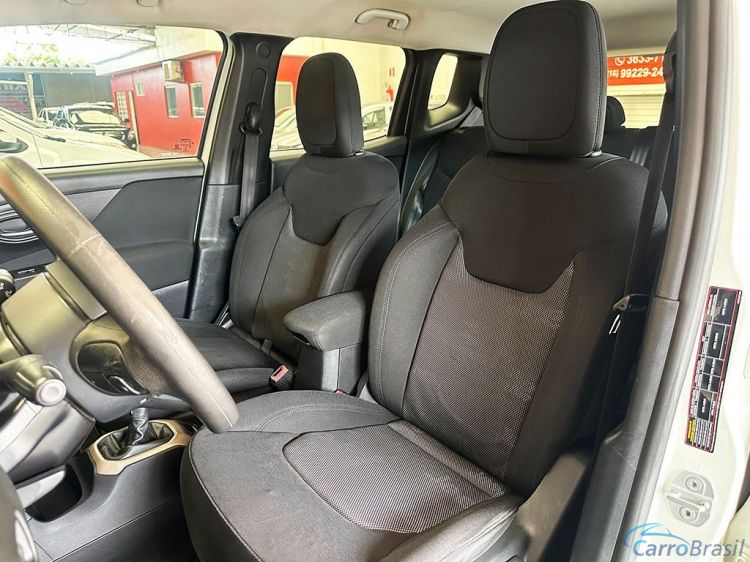 Mix Veiculos | Renegade 1.8 16V SPORT 17/17 - foto 5