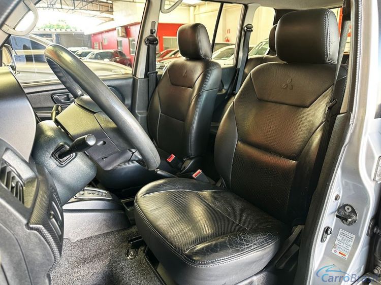 Mix Veiculos | Pajero 2.0 4X2 16V 140CV 13/13 - foto 5