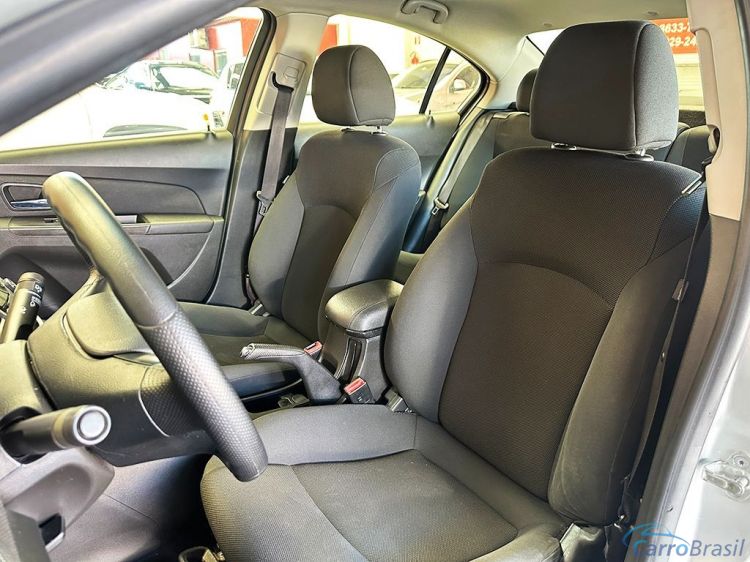 Mix Veiculos | Cruze 1.8 LT 16V SEDAN 15/15 - foto 5