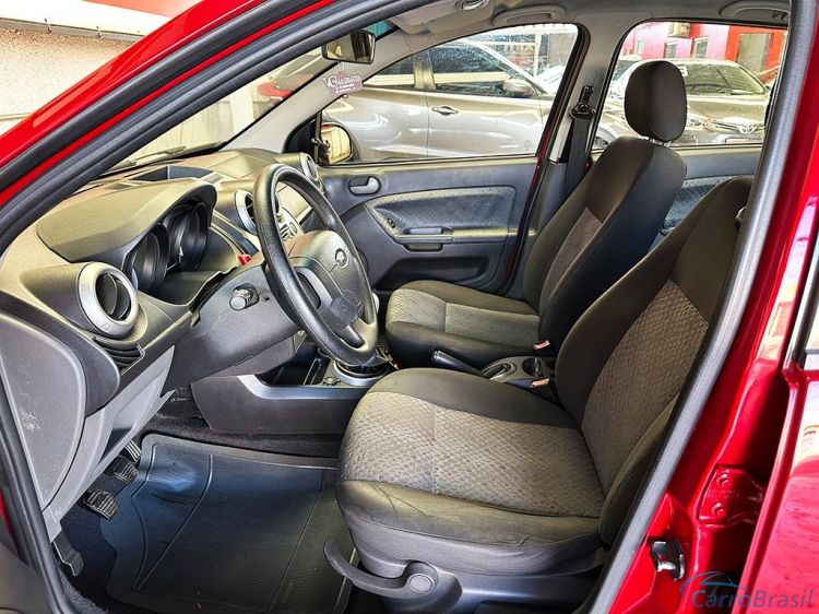 Mix Veiculos | Fiesta Hatch 1.6 ROCAM HATCH 8V 13/14 - foto 4