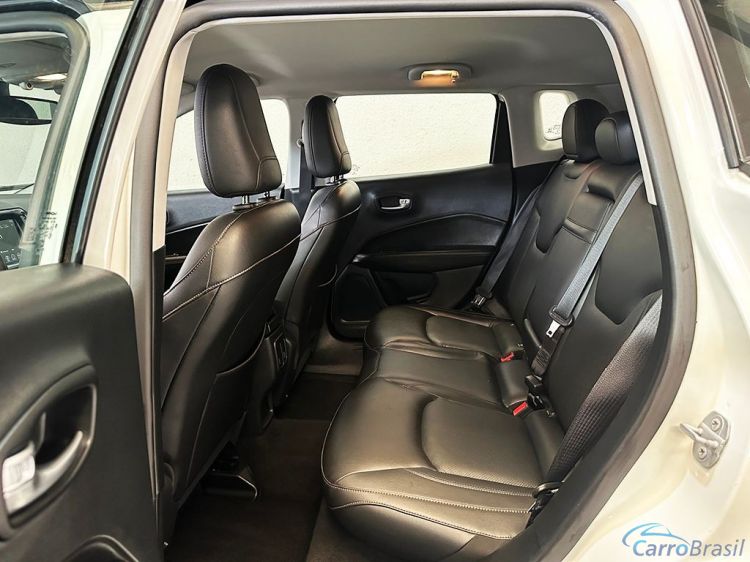Multcar Veculos | Compass 2.0 16V LIMITED 4X4 18/18 - foto 7