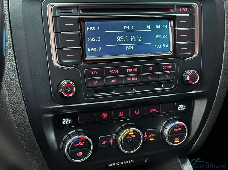 Multcar Veculos | Jetta 2.0 COMFORTLINE 12/13 - foto 9