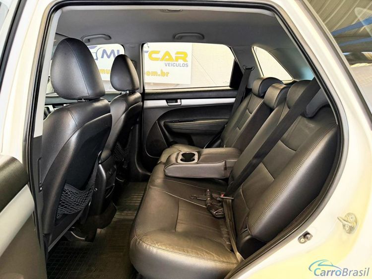 Multcar Veculos | Sorento 2.4 EX 4X2 16V 14/15 - foto 7