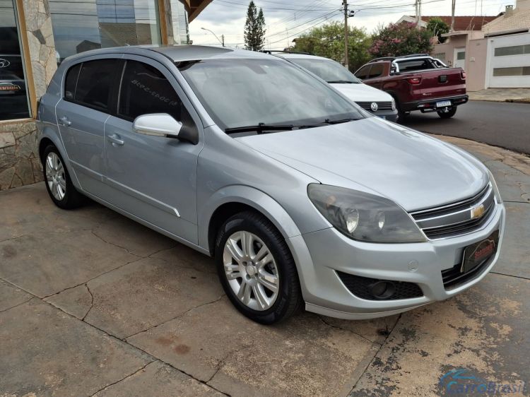 Scaranelo Veculos | Vectra GT 2.0 MPFI 8V FlexPower Mec. 09/10 - foto 3