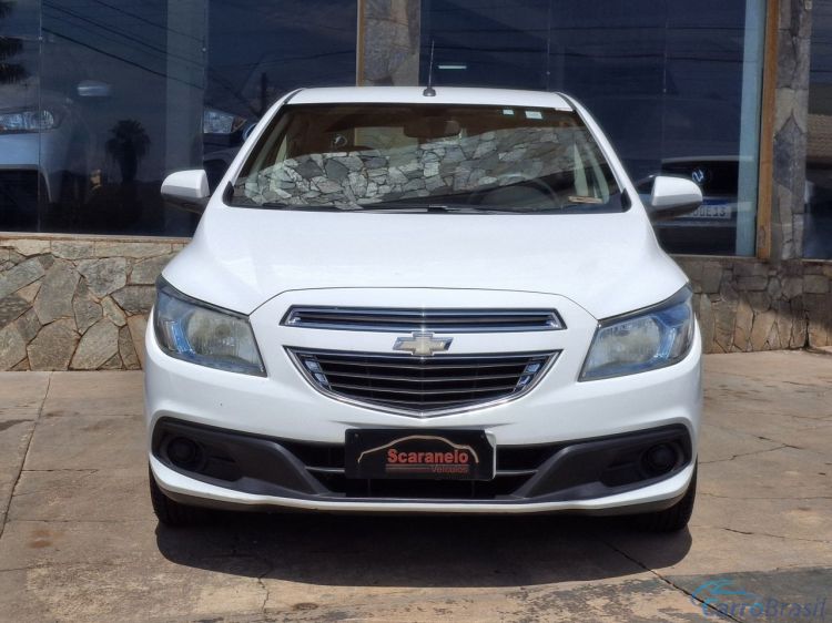 Scaranelo Veculos | Onix HATCH LT 1.4 8V FlexPower 5p Mec. 13/13 - foto 2