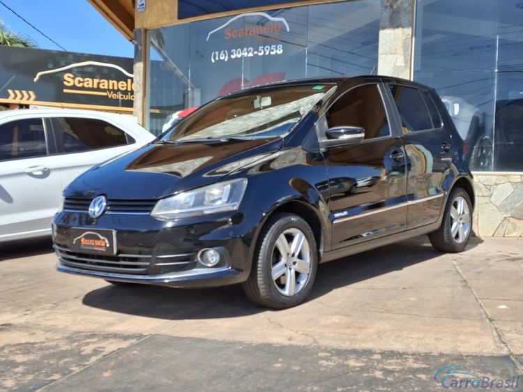 Scaranelo Veculos | Fox Highline1.6 Flex 16V 5p 15/16 - foto 1
