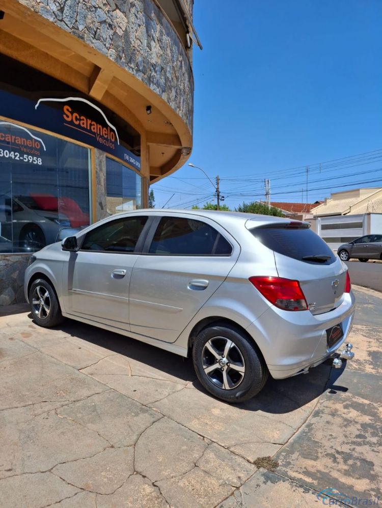 Scaranelo Veculos | Onix HATCH Joy 1.0 8V Flex 5p Mec. 19/19 - foto 6