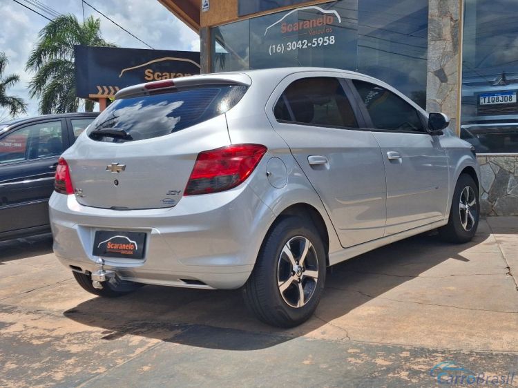 Scaranelo Veículos | Onix HATCH Joy 1.0 8V Flex 5p Mec. 19/19 - foto 5