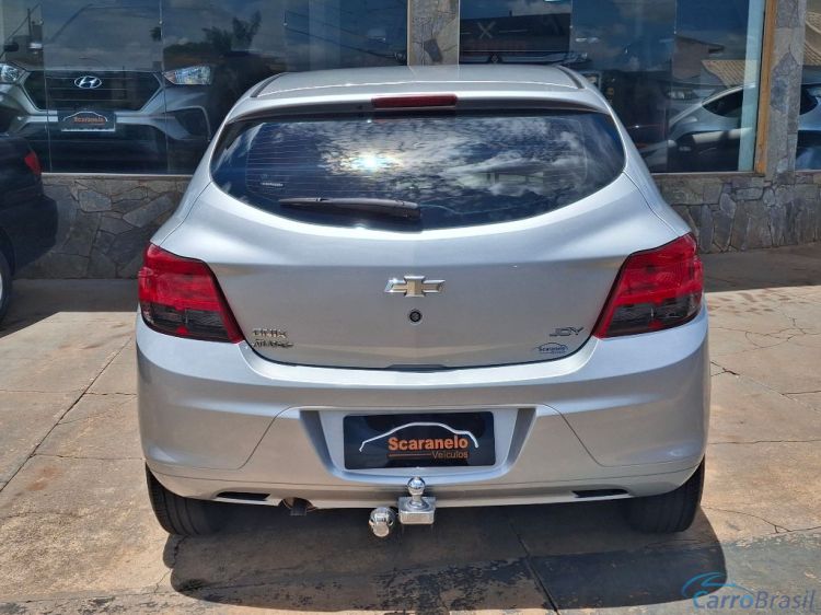 Scaranelo Veículos | Onix HATCH Joy 1.0 8V Flex 5p Mec. 19/19 - foto 6