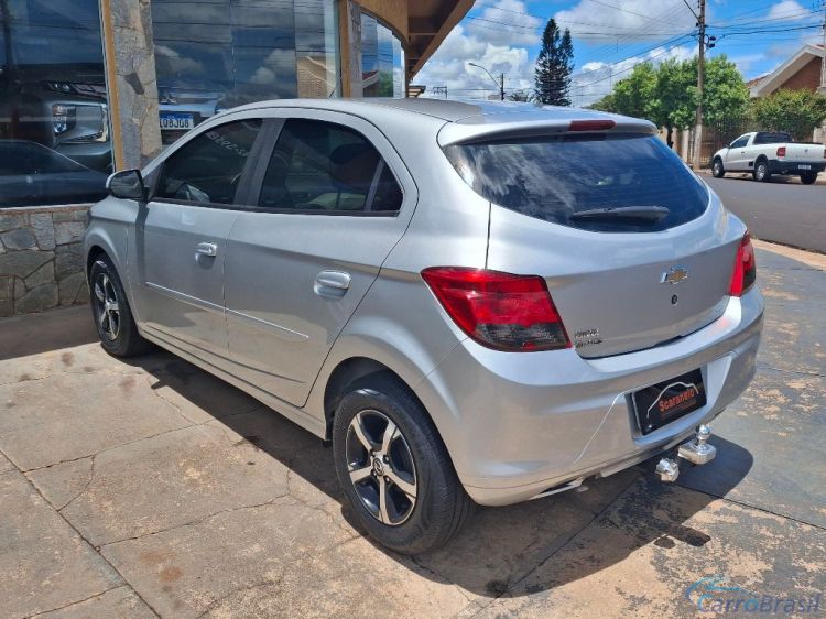 Scaranelo Veículos | Onix HATCH Joy 1.0 8V Flex 5p Mec. 19/19 - foto 7