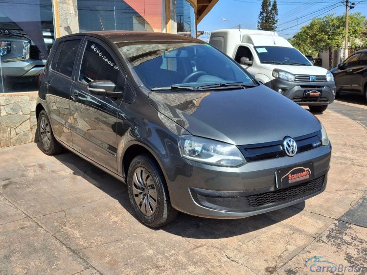 Scaranelo Veículos | Fox BLUEMOTION 1.0 Mi Total Flex 12V 5p 13/14 - foto 3