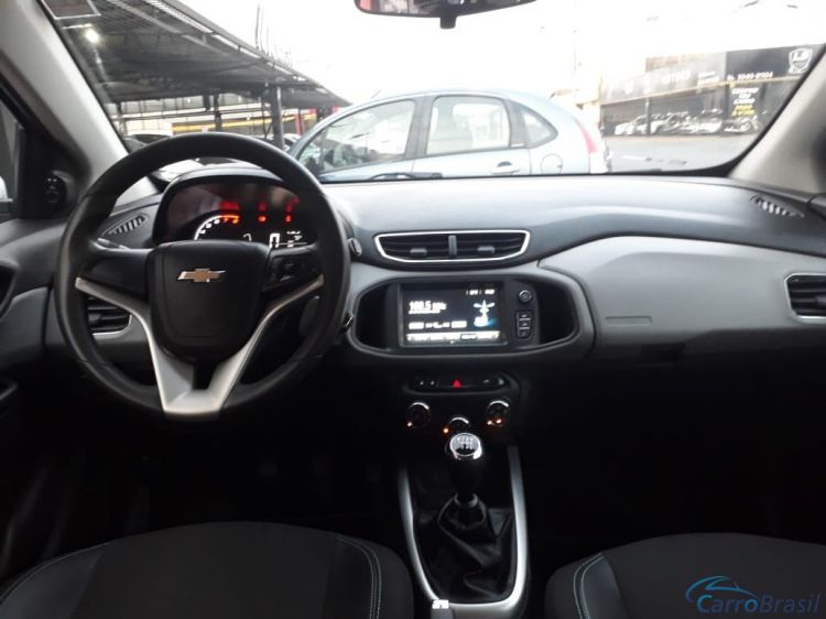 Automvel & Cia | Onix 1.4 MPFI LT 8V FLEX 4P MANUAL 18/19 - foto 6