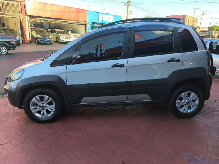 Automvel & Cia | Idea 1.8 MPI ADVENTURE 16V FLEX 4P MANUAL 14/15 - foto 8