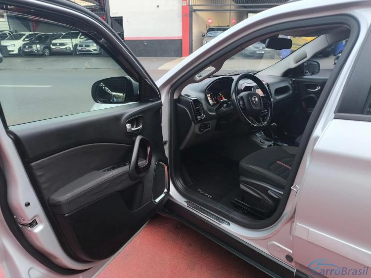 Automvel & Cia | Toro 1.8 16V EVO FLEX FREEDOM OPEN EDITION PLUS AT6 16/17 - foto 10
