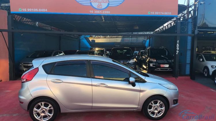Automvel & Cia | Fiesta Hatch 1.5 SE HATCH 16V FLEX 4P MANUAL 15/15 - foto 6