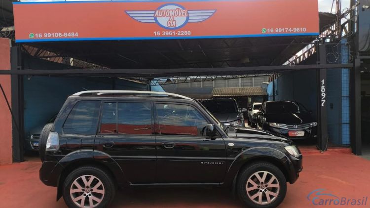 Automvel & Cia | Pajero 2.0 4X2 16V 140CV FLEX 4P AUTOMTICO 14/15 - foto 7