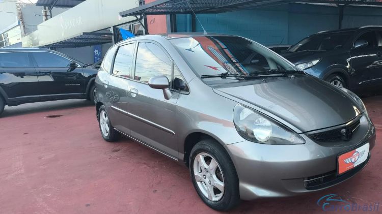 Automvel & Cia | Fit 1.4 LX 8V GASOLINA 4P MANUAL 07/07 - foto 1