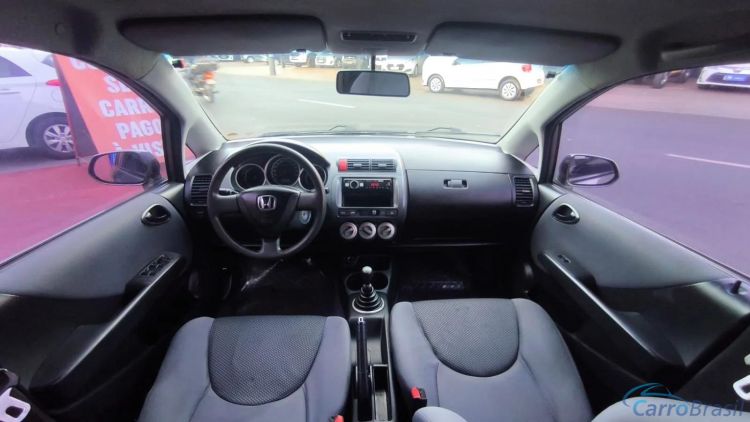 Automvel & Cia | Fit 1.4 LX 8V GASOLINA 4P MANUAL 07/07 - foto 9