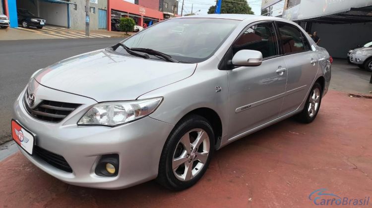 Automvel & Cia | Corolla 2.0 XEI 16V FLEX 4P AUTOMTICO 14/14 - foto 2