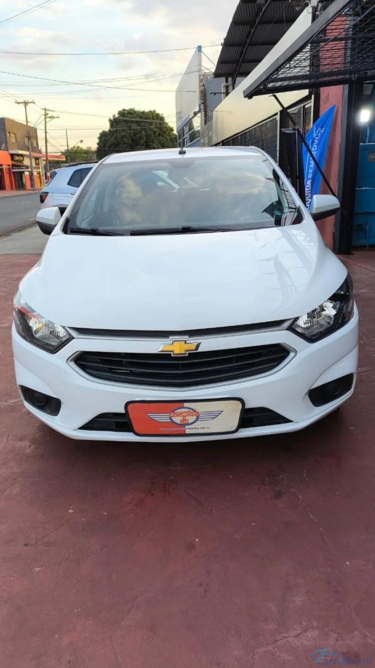 Automvel & Cia | Onix 1.0 MPFI LT 8V FLEX 4P MANUAL 19/19 - foto 5