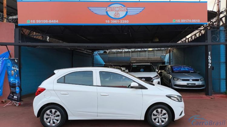 Automvel & Cia | Onix 1.0 MPFI LT 8V FLEX 4P MANUAL 19/19 - foto 7