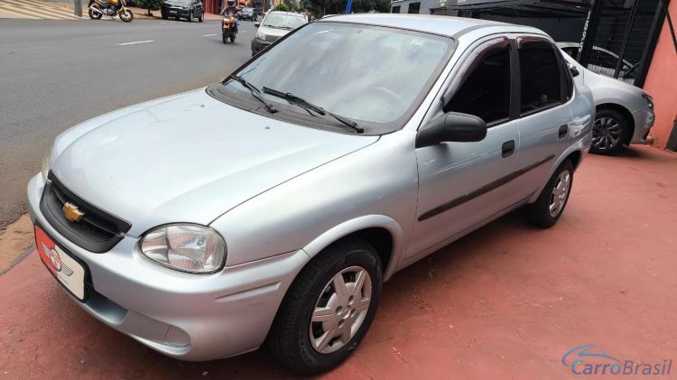 Automvel & Cia | Corsa Sedan 1.0 MPFI LIFE 8V FLEX 4P MANUAL 09/10 - foto 2