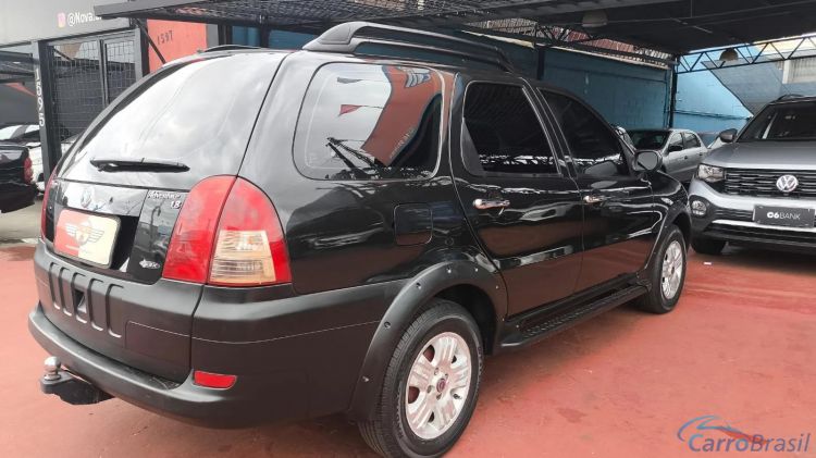 Automvel & Cia | Palio 1.8 MPI ADVENTURE WEEKEND 8V FLEX 4P MANUAL 05/06 - foto 4