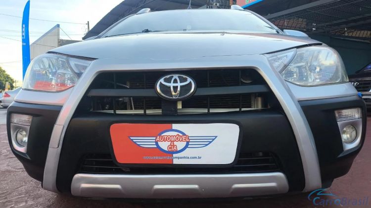 Automvel & Cia | Etios 1.5 16V FLEX 4P MANUAL 14/14 - foto 2