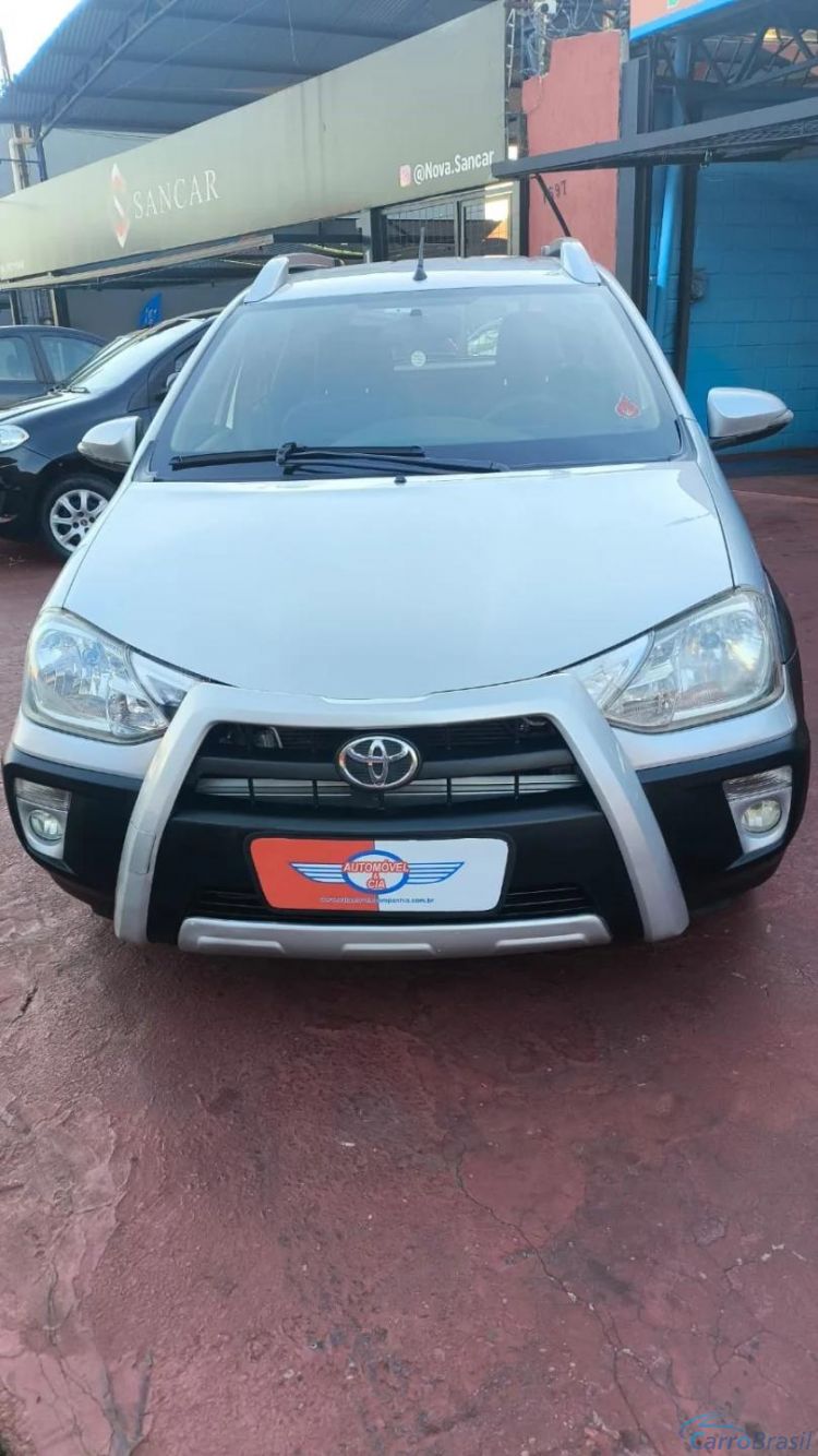 Automvel & Cia | Etios 1.5 16V FLEX 4P MANUAL 14/14 - foto 7