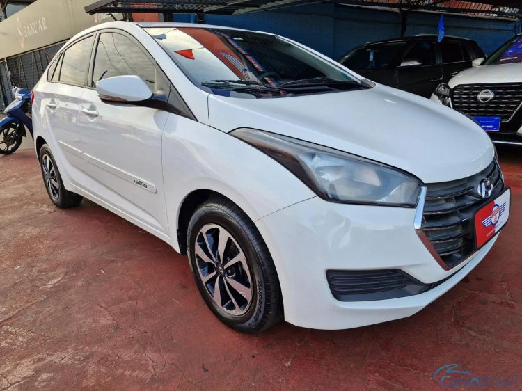 Automvel & Cia | HB 20 Sedan 1.6 COMFORT PLUS 16V FLEX 4P AUTOMTICO 16/17 - foto 1