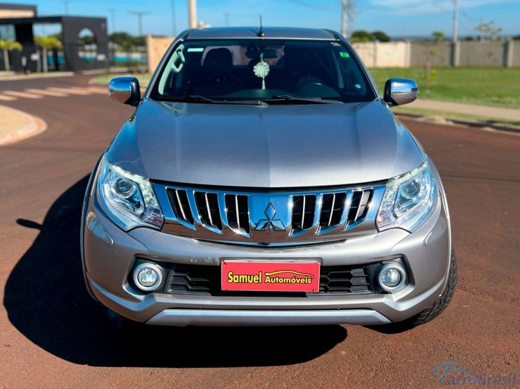 Samuel Automveis | L-200 2.4 16V TURBO SPORT HPE CD 4X4 17/18 - foto 2
