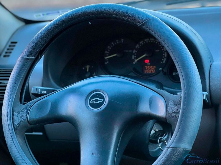 Samuel Automveis | Corsa Sedan 1.0 MPFI VHCE 8V 10/10 - foto 5