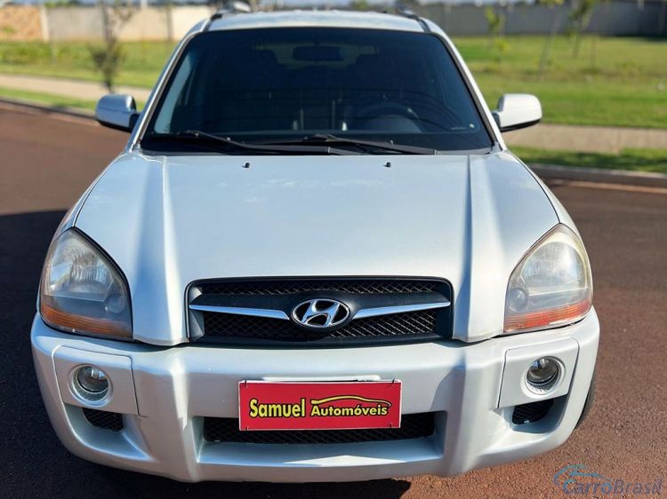 Samuel Automveis | Tucson 2.0 MPFI GLS 16V 143CV 2WD 13/14 - foto 2